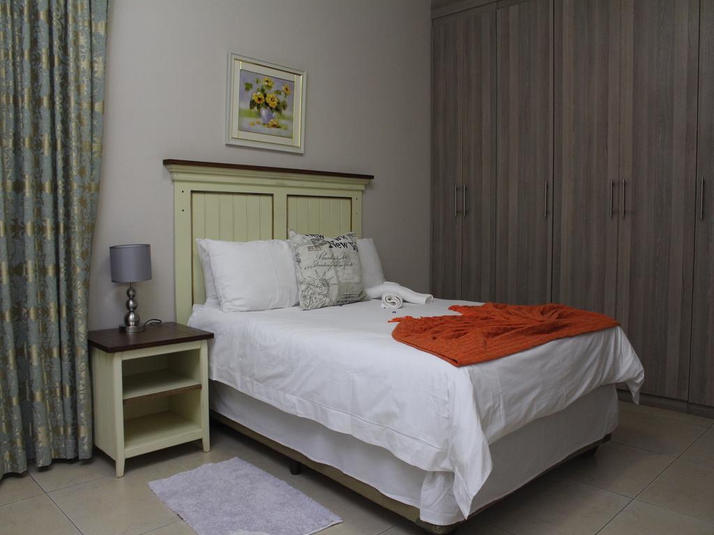 Divine Guest Lodge 루스텐버그 외부 사진