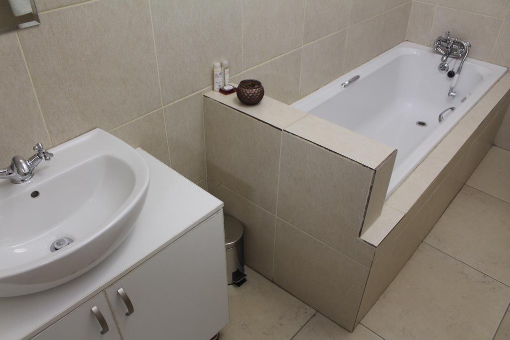 Divine Guest Lodge 루스텐버그 외부 사진